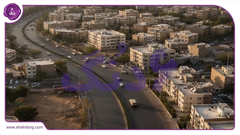 نمای هوایی تهران با جیپ صحرا در حرکت