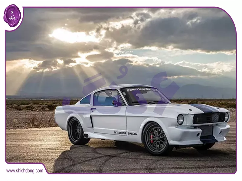 فورد موستانگ ۱۹۶۵ از نمای جلو - ماشین کلاسیک آمریکایی