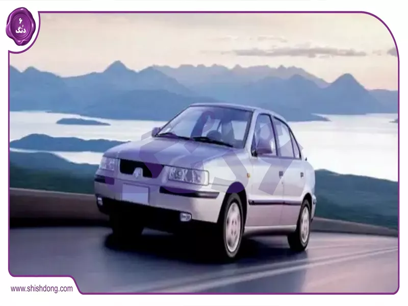 سمند EL در حال حرکت در بزرگراه همت تهران، غروب