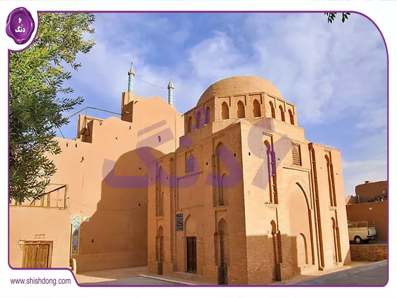 بقعه دوازده امام یزد، از آتشکده تا مقبره