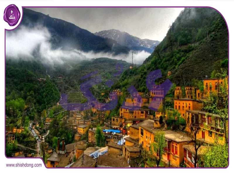 جاهای دیدنی فومن ۲۰۲۵ با منظره ماسوله و قلعه رودخان