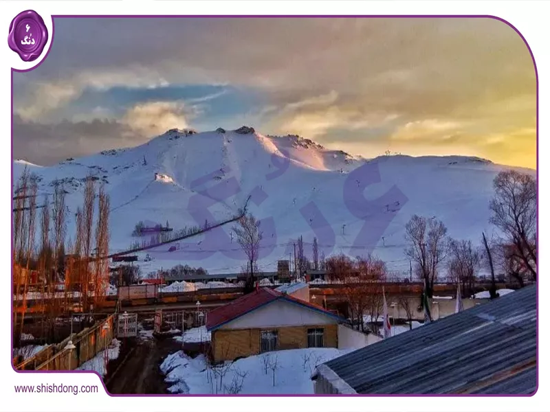 طلوع خورشید در آبعلی با منظره دماوند، چشمه آبعلی، پیست اسکی و ۱۰ اقامتگاه برتر