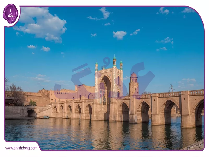 جاذبه سی‌وسه‌پل نزدیک پردیس اصفهان